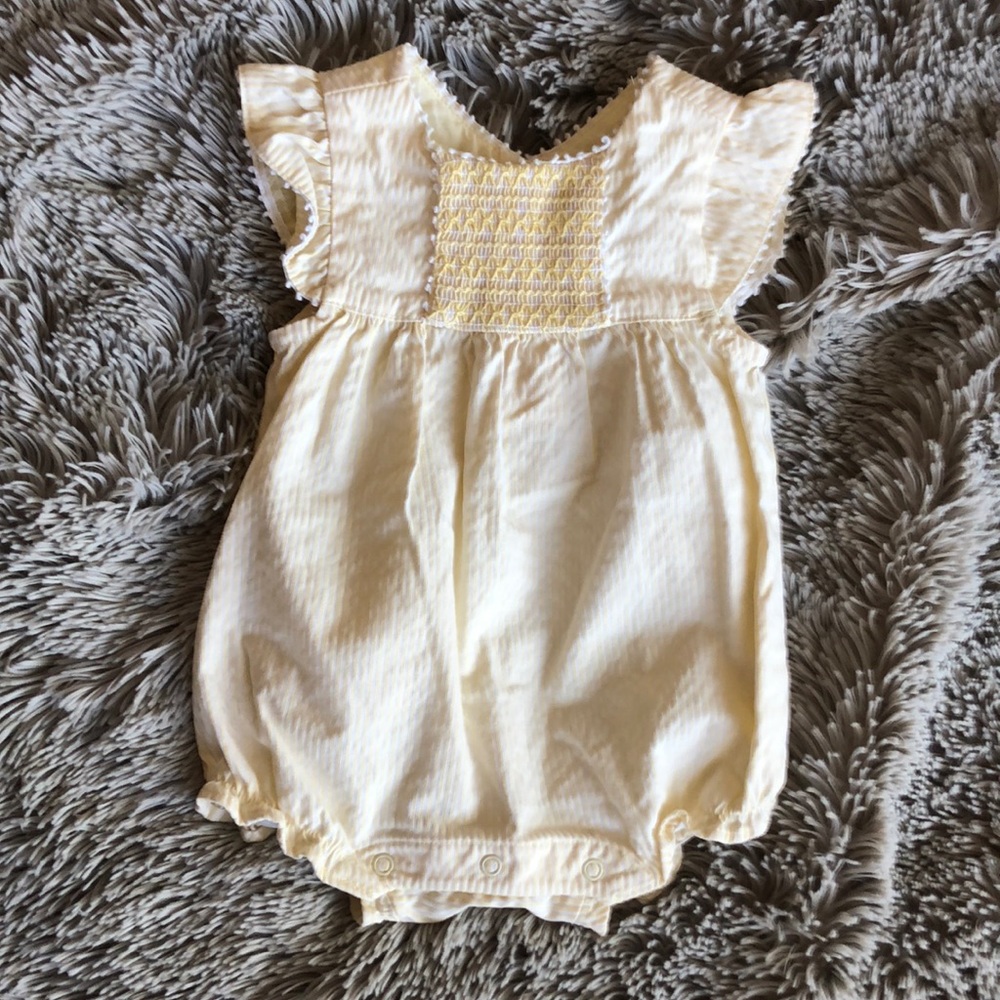 Smocked yellow and white bubble